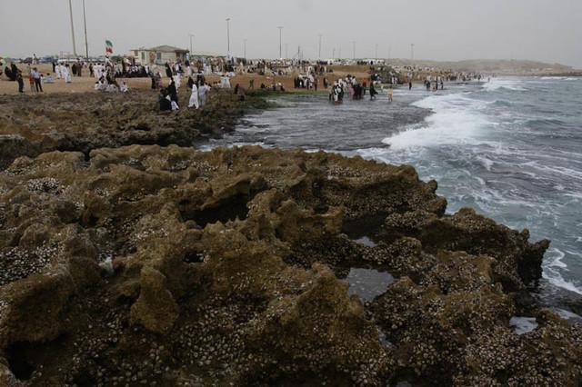 شمارش معکوس برای آزادسازی چهار کیلومتر از نوار ساحلی نوشهر