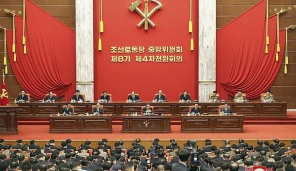 کره شمالی همزمان با دهمین سالگرد زمامداری کیم جونگ اون نشستی مهم برگزار می کند